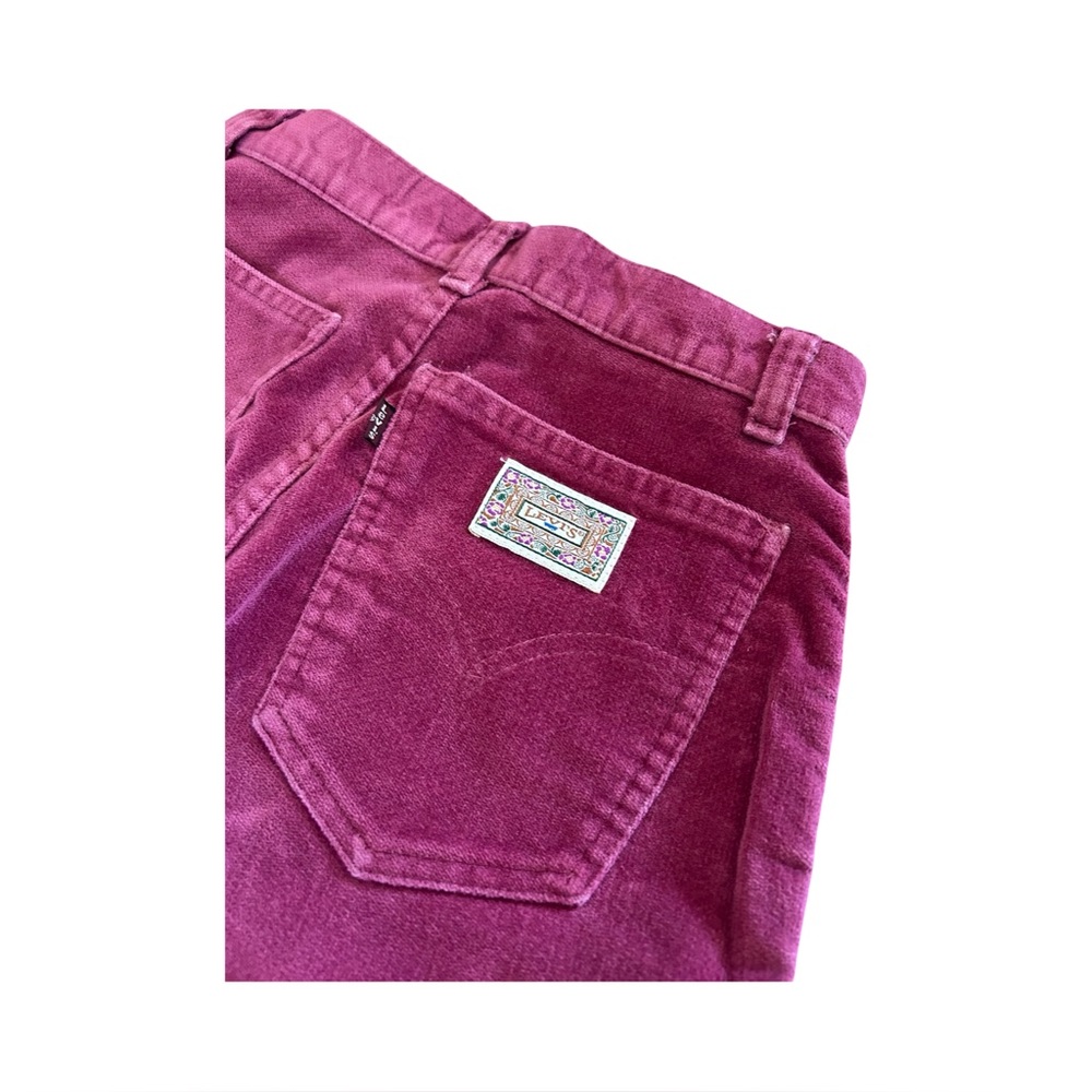 Vintage Levi's 554 Rose Straight Leg Corduroy Pants